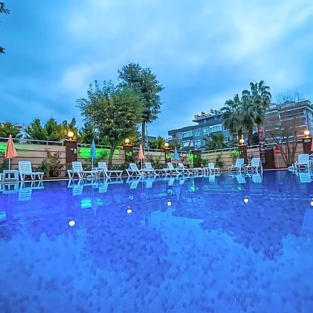 Cleopatra Tac Otel Alanya